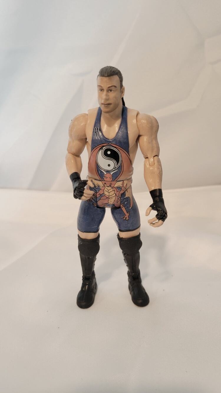 Vintage WWE WWF Rob Van Dam RVD Action Figure Yin Yang Dragon Singlet Wrestling